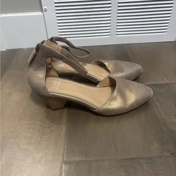 Eileen Fisher Shimmering Taupe Heels - Picture 2 of 8